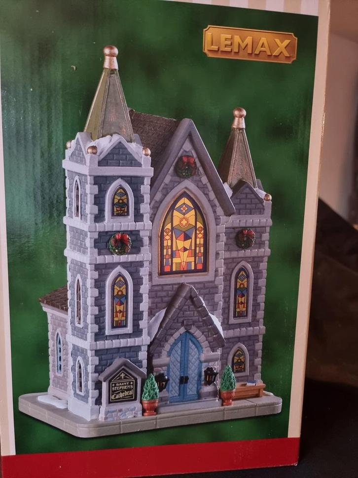 Lemax saint Stephen's Cathedral, Diversen, Kerst, Zo goed als nieuw, Ophalen of Verzenden