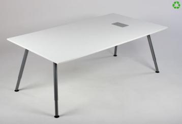 Bureau IKEA Mødebord (2x) en Bureau IKEA Galant (6x)