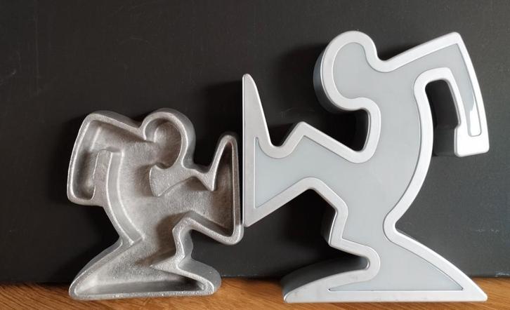 La Linea Osvaldo Cavandoli lamp en bakje ( Keith Haring ), Antiek en Kunst, Kunst | Designobjecten, Ophalen of Verzenden