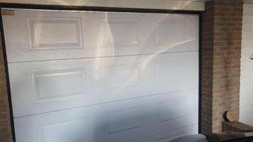 sectionale garagedeur beschikbaar voor biedingen