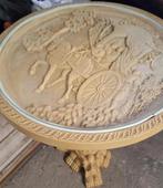 Bijzettafel met reliëf, Ophalen, Overige materialen, Minder dan 55 cm, Gebruikt