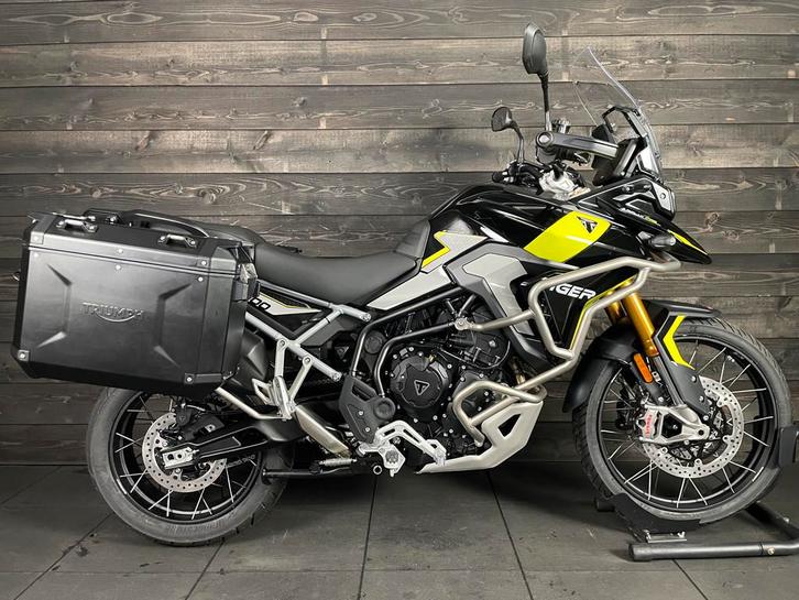 Triumph TIGER 900 RALLY PRO BLACK YELLOW (bj 2026), Motoren, Motoren | Triumph, Bedrijf, Toermotor, meer dan 35 kW