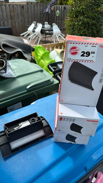 4 Zwarte halfronde buitenlampen LED NIEUW! beschikbaar voor biedingen