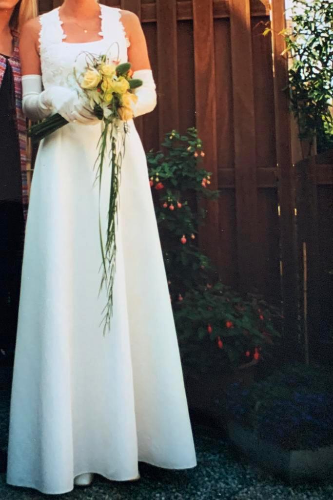 Witte A-lijn trouwjurk met kant, Kleding | Dames, Trouwkleding en Trouwaccessoires, Zo goed als nieuw, Trouwjurk, Wit, Ophalen of Verzenden