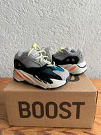 Yeezy 700 waverunner infants (20), Kleding | Heren, Schoenen, Ophalen of Verzenden, Nieuw