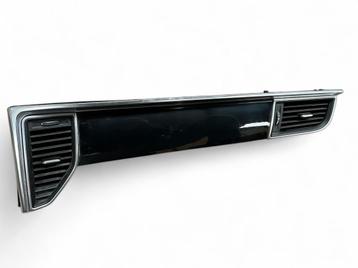 Porsche Macan Dashboard Sierlijst met roosters 95B857224 beschikbaar voor biedingen