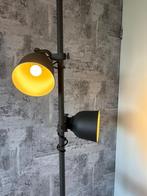 Zwarte Staande Lamp met 3 Spots, Ophalen, Zo goed als nieuw, Metaal, 150 tot 200 cm