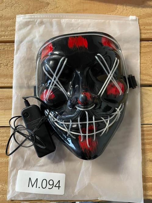 Horror Masker - LED Verlichting 3 Standen - Verkleedkleding, Hobby en Vrije tijd, Feestartikelen, Zo goed als nieuw, Kostuum, Halloween of Griezel