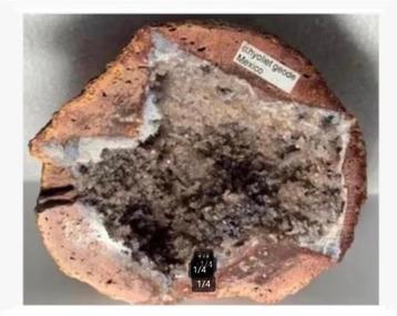 Sale Mineraal, Rhyoliet, Geode, Mexico, 10x9x5 cm, 450 gram beschikbaar voor biedingen