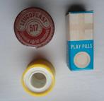 Oud blikkendoosje Leukoplast en plastic doosje met rolletje., Ophalen of Verzenden