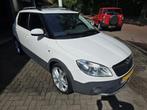 Skoda Fabia 1.2 TSI Scout | 2E EIGENAAR | 12MND GARANTIE | N, Auto's, Skoda, Voorwielaandrijving, Euro 5, 4 cilinders, Wit