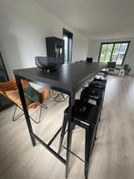 Zwarte bartafel gebruikt met barkrukken, Ophalen, Gebruikt