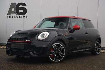 Mini Mini 2.0 John Cooper Works Chili 286PK Automaat Panoram beschikbaar voor biedingen