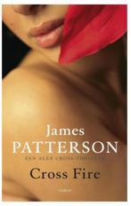 James Patterson - Cross Fire - Alex Cross serie deel 16, Amerika, Ophalen of Verzenden, James Patterson, Zo goed als nieuw