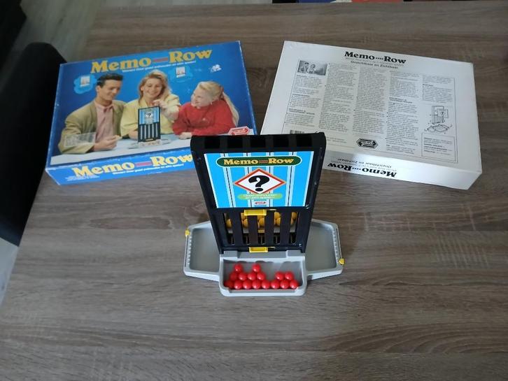 Memo Row, Hobby en Vrije tijd, Gezelschapsspellen | Bordspellen, Zo goed als nieuw, Een of twee spelers, Ophalen of Verzenden