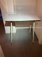 Retro Formica Tafel - Compact & Praktisch, Huis en Inrichting, Tafels | Eettafels, Ophalen, Gebruikt, Tot twee personen, 50 tot 100 cm