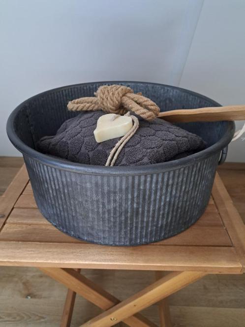 Prachtige zinken bak met ribbels - vintage bak - decoratie, Huis en Inrichting, Woonaccessoires | Schalen en Manden, Zo goed als nieuw