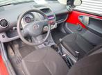 Toyota Aygo 1.0-12V | jaarbeurt | voll.oh.hist. aanwzg | l.m, Voorwielaandrijving, Stof, Gebruikt, Zwart