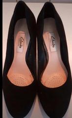 Clarks suède pumps maat 36, Ophalen of Verzenden, Zo goed als nieuw, Zwart