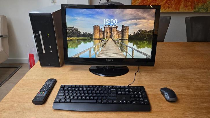 i7 PC met Monitor/TV, Toetsenbord en Muis, Computers en Software, Desktop Pc's, Gebruikt, 2 tot 3 Ghz, HDD, SSD, Met videokaart
