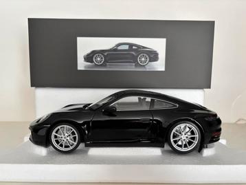 Porsche 911 (992) Carerra 4S 1:18 (nieuw) beschikbaar voor biedingen