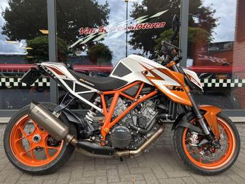 KTM 1290 SUPERDUKE R SE 2016 beschikbaar voor biedingen