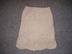 prachtige aparte beige rok Lynde maat 38, Beige, Zo goed als nieuw, Lynde, Onder de knie