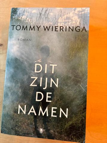 Dit zijn de namen - Tommy Wieringa beschikbaar voor biedingen