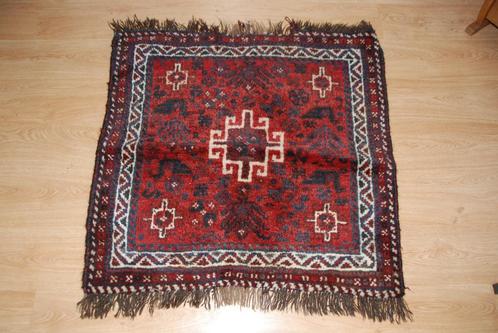 Bordeaux kleed / pers / tapijt, Antiek en Kunst, Antiek | Kleden en Textiel, Ophalen of Verzenden