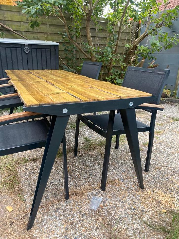 BOOMSTAM TUINTAFEL, Tuin en Terras, Tuintafels, Zo goed als nieuw, Rechthoekig, Ophalen