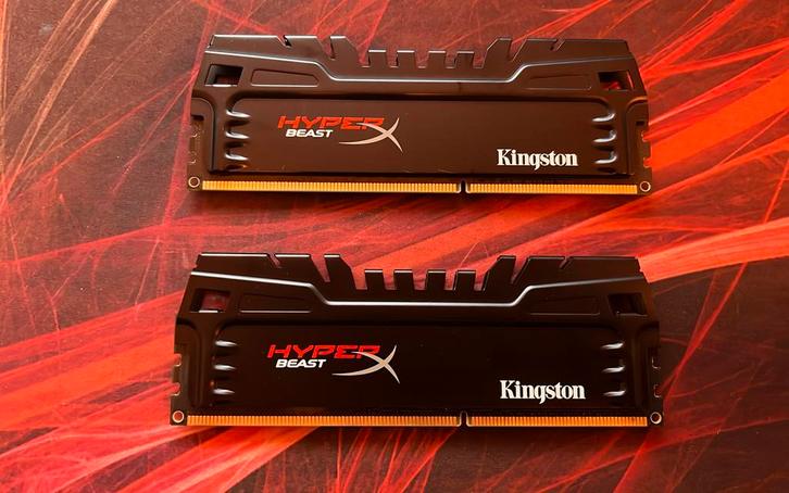 8GB DDR3 2400Mhz Desktop Werkgeheugen (2x 4GB), Computers en Software, RAM geheugen, Zo goed als nieuw, Desktop, 8 GB, DDR3, Ophalen of Verzenden