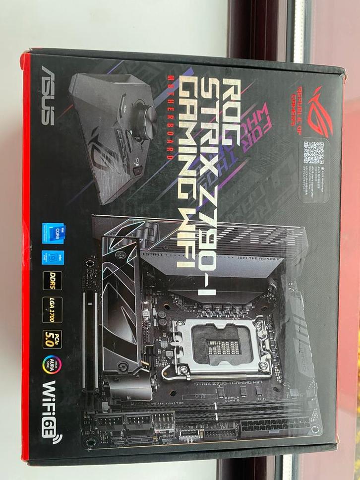 ASUS ROG STRIX Z790-I GAMING WIFI, Computers en Software, Moederborden, Ophalen of Verzenden