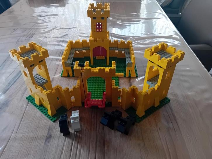 Lego Kasteel 375 - Vintage Klassieker!, Kinderen en Baby's, Speelgoed | Duplo en Lego, Gebruikt, Lego, Complete set, Ophalen of Verzenden