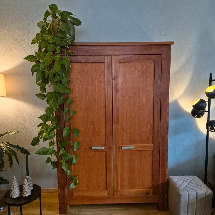 Massieve kersenhouten vitrinekast., Huis en Inrichting, Kasten | Televisiemeubels, Gebruikt, 150 tot 200 cm, 100 tot 150 cm, 25 tot 50 cm