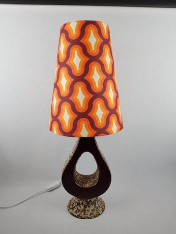 Handgemaakte Retro Lampenkap in jaren 70 Stijl beschikbaar voor biedingen