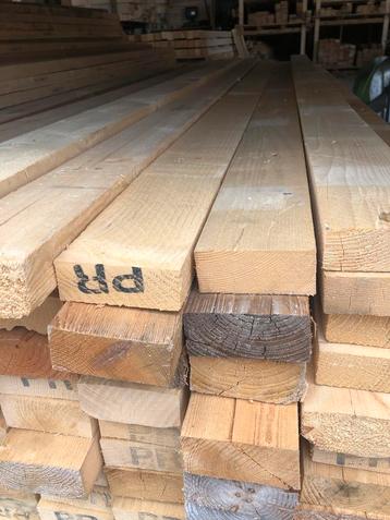 Gebruikt hout beschikbaar voor biedingen