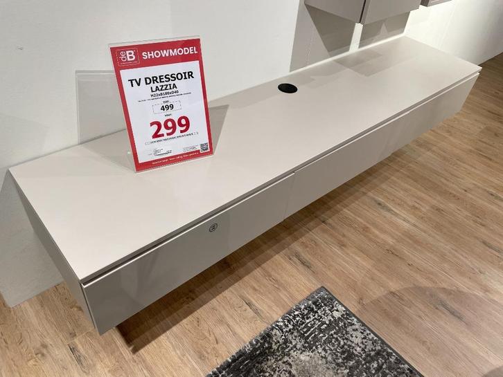 Buitenkansje! Zwevend Tv Dressoir, Huis en Inrichting, Kasten | Televisiemeubels, Zo goed als nieuw, Minder dan 100 cm, 150 tot 200 cm