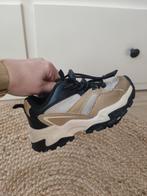 Primark unisex sneakers wit zwart en beige maat 25-26, Ophalen of Verzenden, Jongen of Meisje, Schoenen