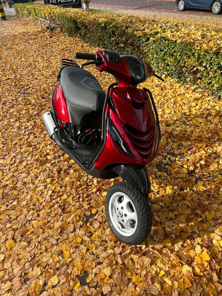 Piaggio Zip 125cc 2t AC, Fietsen en Brommers, Scooters | Piaggio, Zo goed als nieuw, Zip, Maximaal 45 km/u, Tweetakt, Ophalen