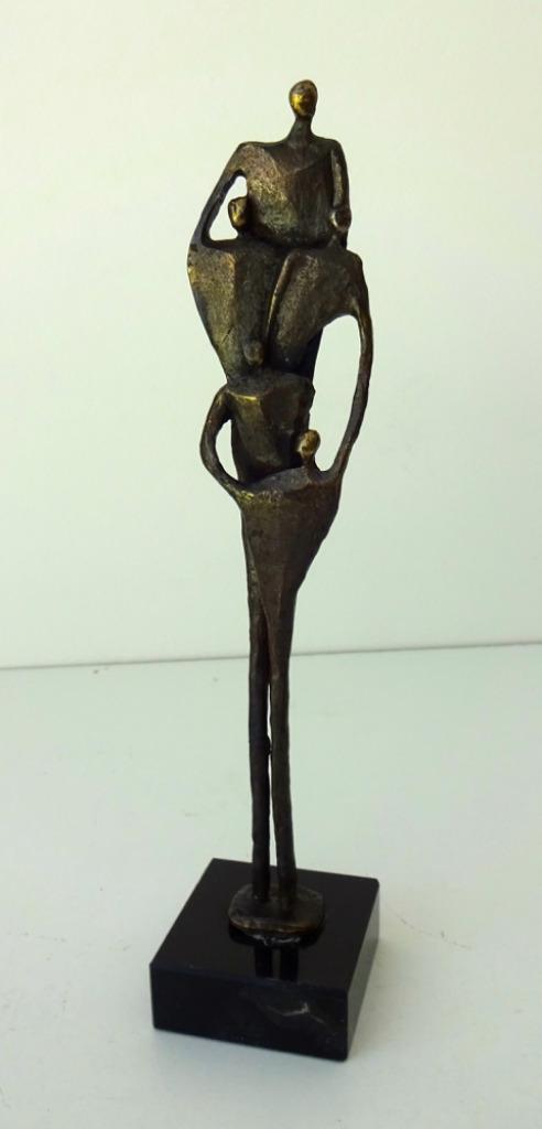 Brons legering beeldje van vijf staande figuren 3747-b, Antiek en Kunst, Kunst | Designobjecten, Ophalen of Verzenden