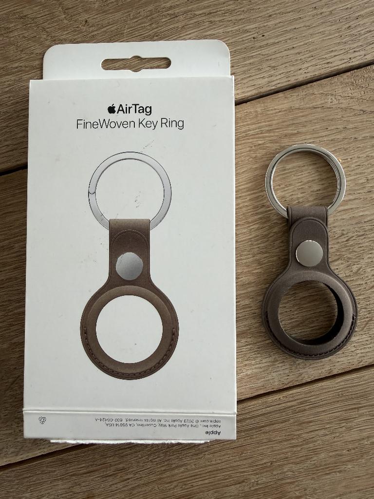1 Apple Fine Woven Key Ring Air Tag houder (Nieuw), Ophalen of Verzenden, Nieuw, Overige accessoires, Apple