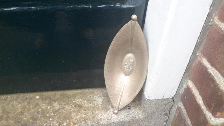 Schaal Beltgraven Veluwe Eekhoorn schaaltje metaal jaren '50, Antiek en Kunst, Curiosa en Brocante, Ophalen of Verzenden