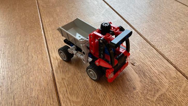 Lego technic mini container truck - 8065, Kinderen en Baby's, Speelgoed | Duplo en Lego, Zo goed als nieuw, Lego, Complete set