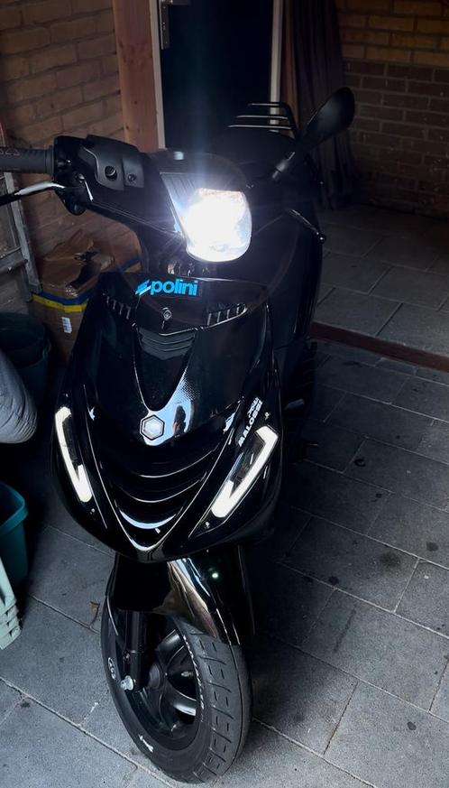 Zip 70cc - bom vol opties!, Fietsen en Brommers, Scooters | Piaggio, Zo goed als nieuw, Zip, Ophalen of Verzenden