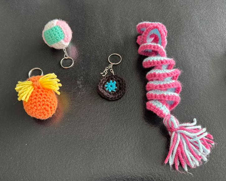 Nieuw gehaakte sleutelhangers wind hanger bal lp lorax, Verzamelen, Sleutelhangers, Nieuw, Overige typen, Ophalen of Verzenden