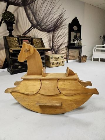 Hobbelpaard hout Vintage beschikbaar voor biedingen