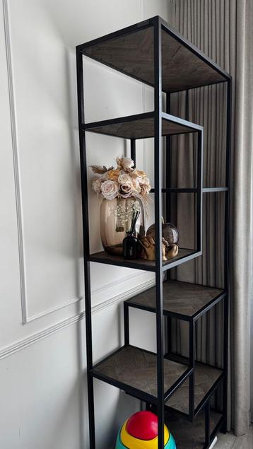 Compleet Richmond Interiors eettafel salontafel wandkast