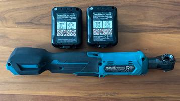 Makita Hoekratelsleutel 12V + 2 Accu's + Lader beschikbaar voor biedingen