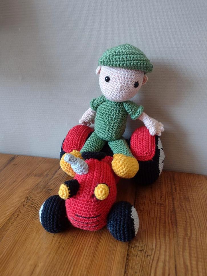 Boer op tractor, Hobby en Vrije tijd, Breien en Haken, Nieuw, Haken, Naald, Ophalen of Verzenden