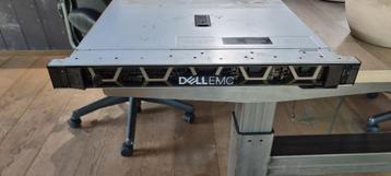 Krachtige Dell EMC PowerEdge (zonder schijven) beschikbaar voor biedingen
